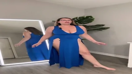 POV Busty Mature Granny Try On_haul handjob - Video Porno Gratuite HD | Jeux de Rue