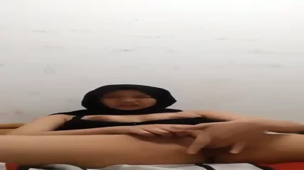 Batang Tak Dapat Hanya Mampu Melancap Sahaja - Video Porno Gratuite HD | Jeux de Rue