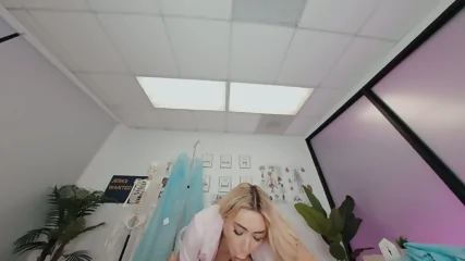 "´"§É"¨"¥ - Vidéo premium HD - Blonde | Jeux de Rue