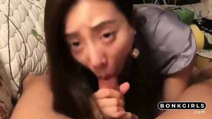 Brunette Asian Amateur Gives Blowjob - Video Porno Gratuite HD | Jeux de Rue