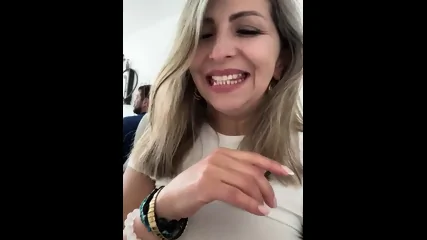 MILF Caliente Se Masturba Por Webcam  Sala Y El Baño - Video Porno Gratuite HD | Jeux de Rue