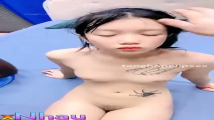Em Gai KTV Tap The Cung Trai Trung Quoc Ben Cambuchia 52 - Video Porno Gratuite HD | Jeux de Rue