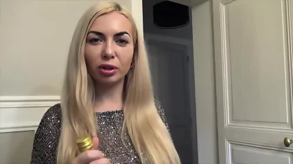 Blonde offerte et enculÃ©e comme une pute - Videos Francaise Gros Seins Gratuites HD | Jeux de Rue