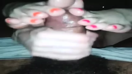 Pink And Orange Footjob - Video Porno Gratuite HD | Jeux de Rue