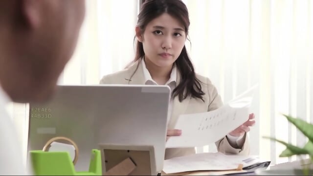 Married Office Girl S Sexy Thighs [Decensored]. - Video Porno Gratuite HD | Jeux de Rue