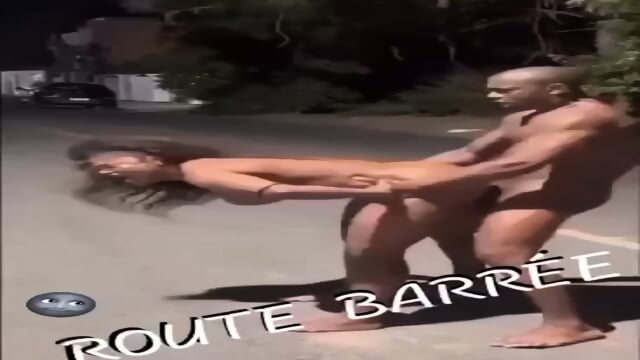 Balthazar sex in the middle of the night - Porno en Plein Air et Exterieur | Jeux de Rue
