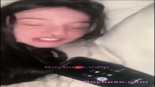 Binibembang Habang Kacall Si Bf Arayku - Video Porno Gratuite HD | Jeux de Rue