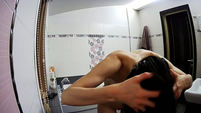 Stella Take A Bath In The Bathroom " Real Amateur Voyeur Scene - Video Porno Gratuite HD | Jeux de Rue